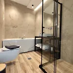 아파트 Meteora Gold And Glass 칼람파카