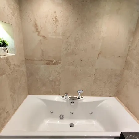 Meteora Gold&glass Apartamento *
