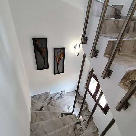 Meteora Gold And Glass Appartamento