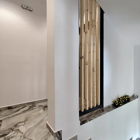 Meteora Gold And Glass *