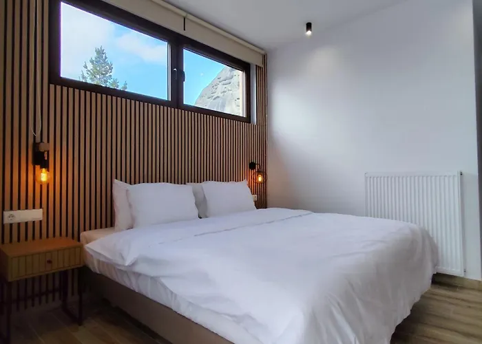 Meteora Gold And Glass